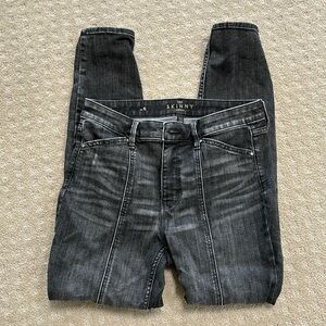 White House Black Market |The Skinny Ankle High Rise Black Jean, Size 6